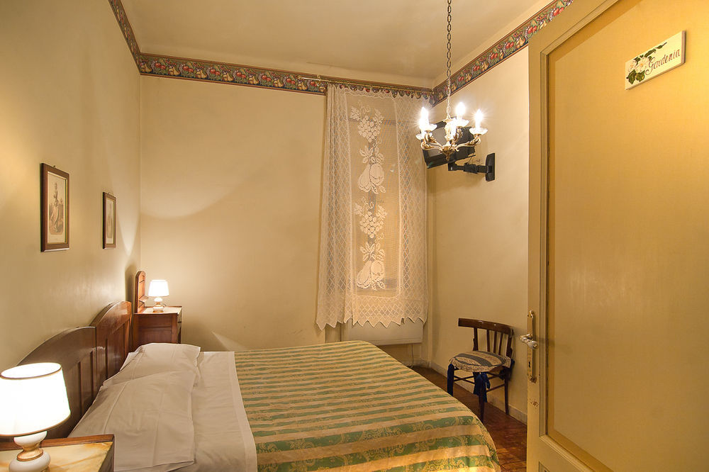 Villa Fiorita เซียนา ภายนอก รูปภาพ